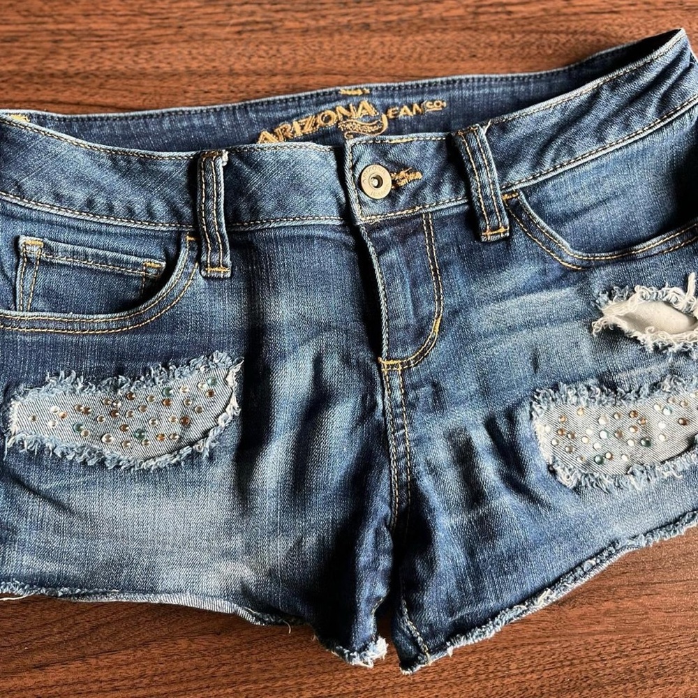 arizona jeans co low rise rhinestone denim mini shorts